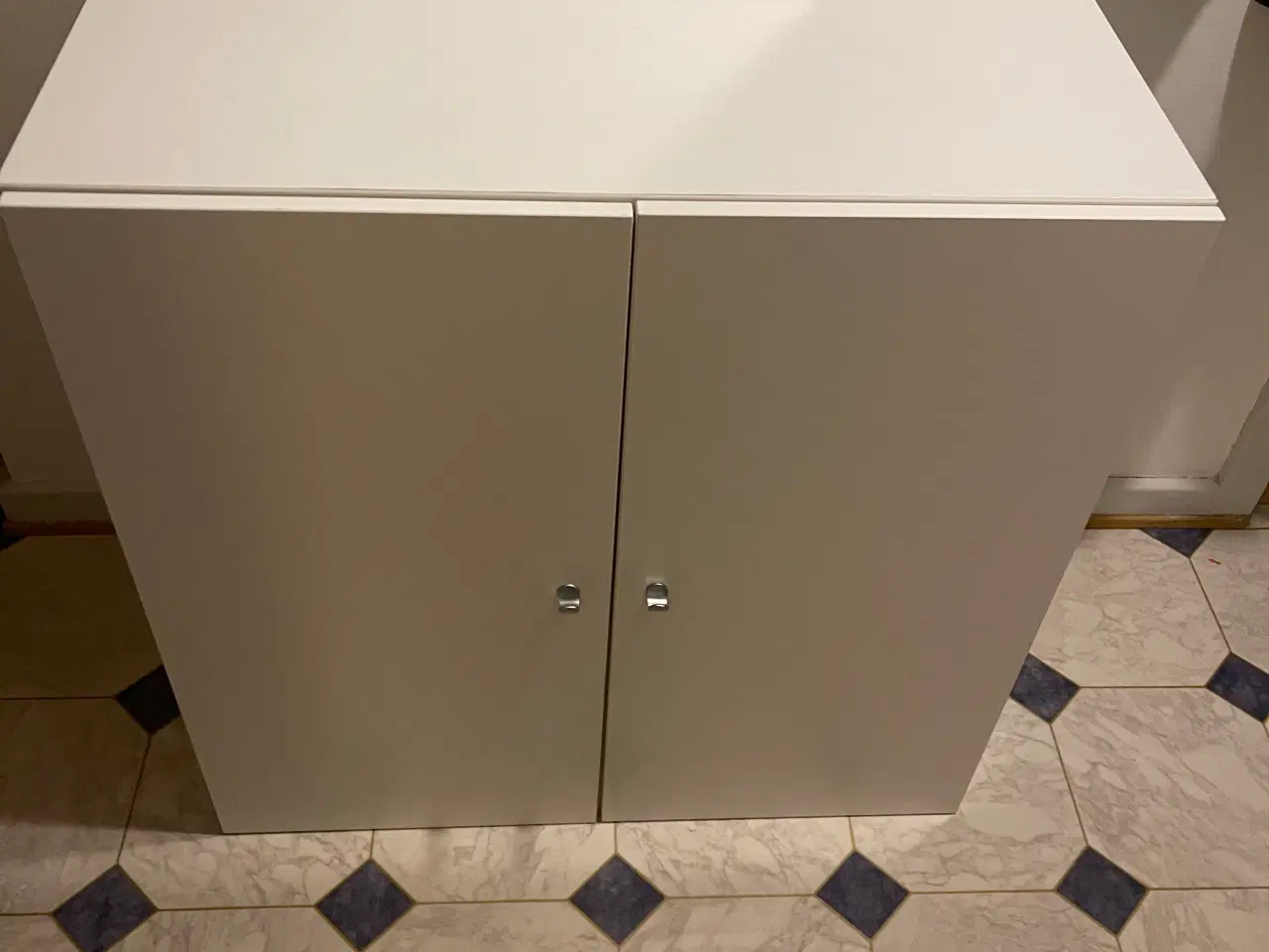 Billede 6 - Skab/ kan også bruges som overskab 