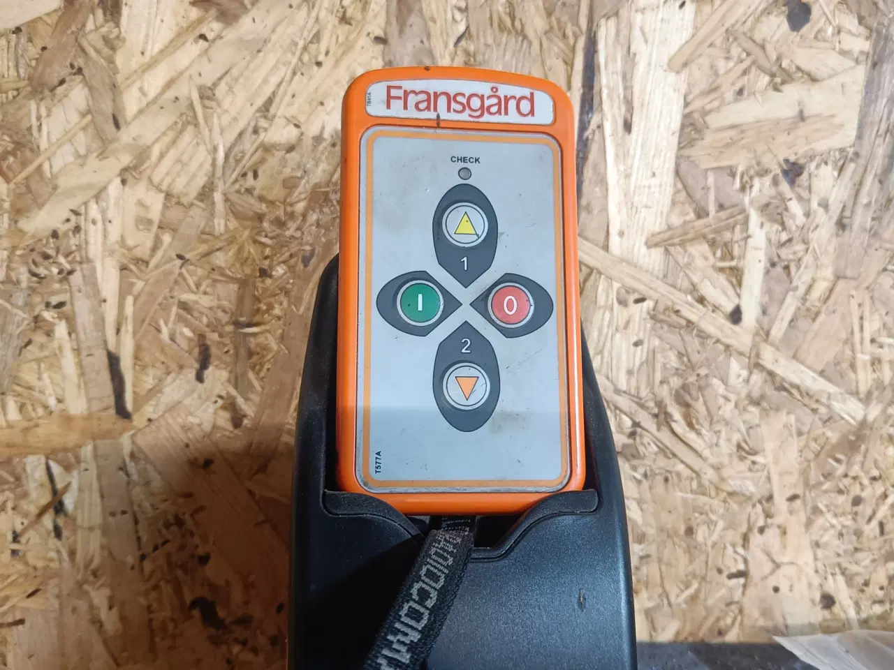 Billede 5 - Frandsgård V6500 skovspil med radiostyring
