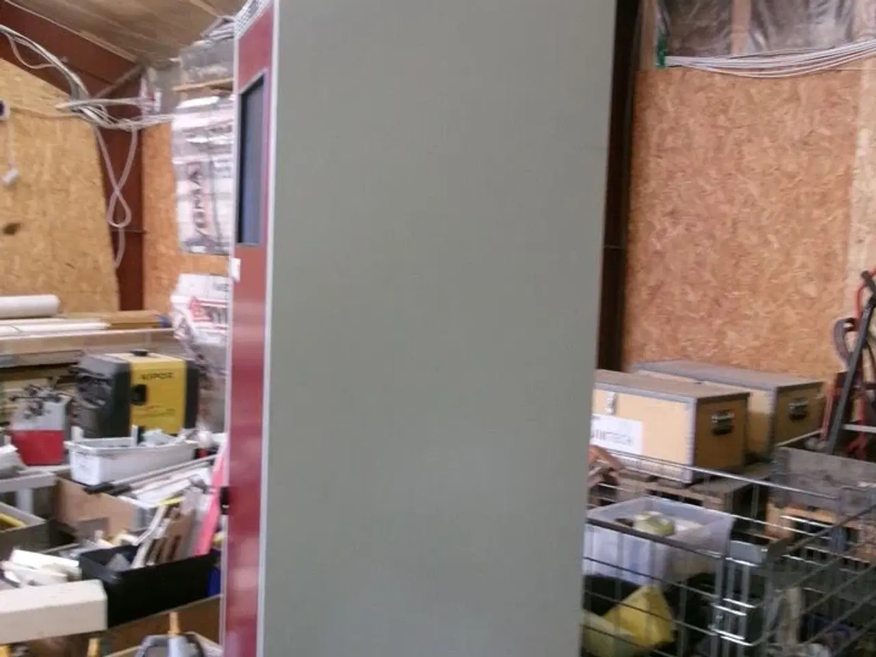 Billede 3 - Computer/vasketøjsskab