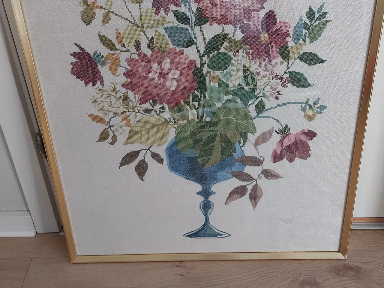 Billede 1 - Indrammet flot broderi