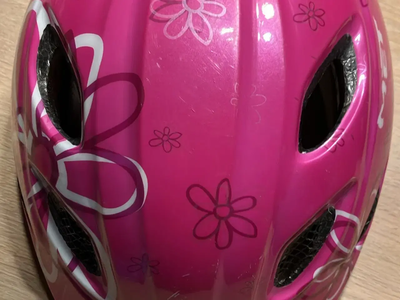 Billede 1 - Cykelhjelm til barn, justerbar