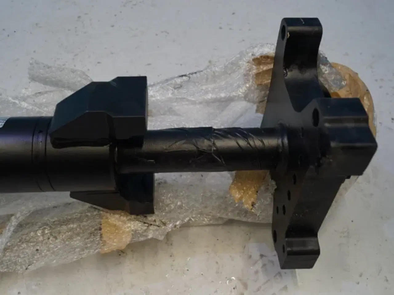 Billede 20 - McCormick Tele-Trac Udskudscylinder 004300402500