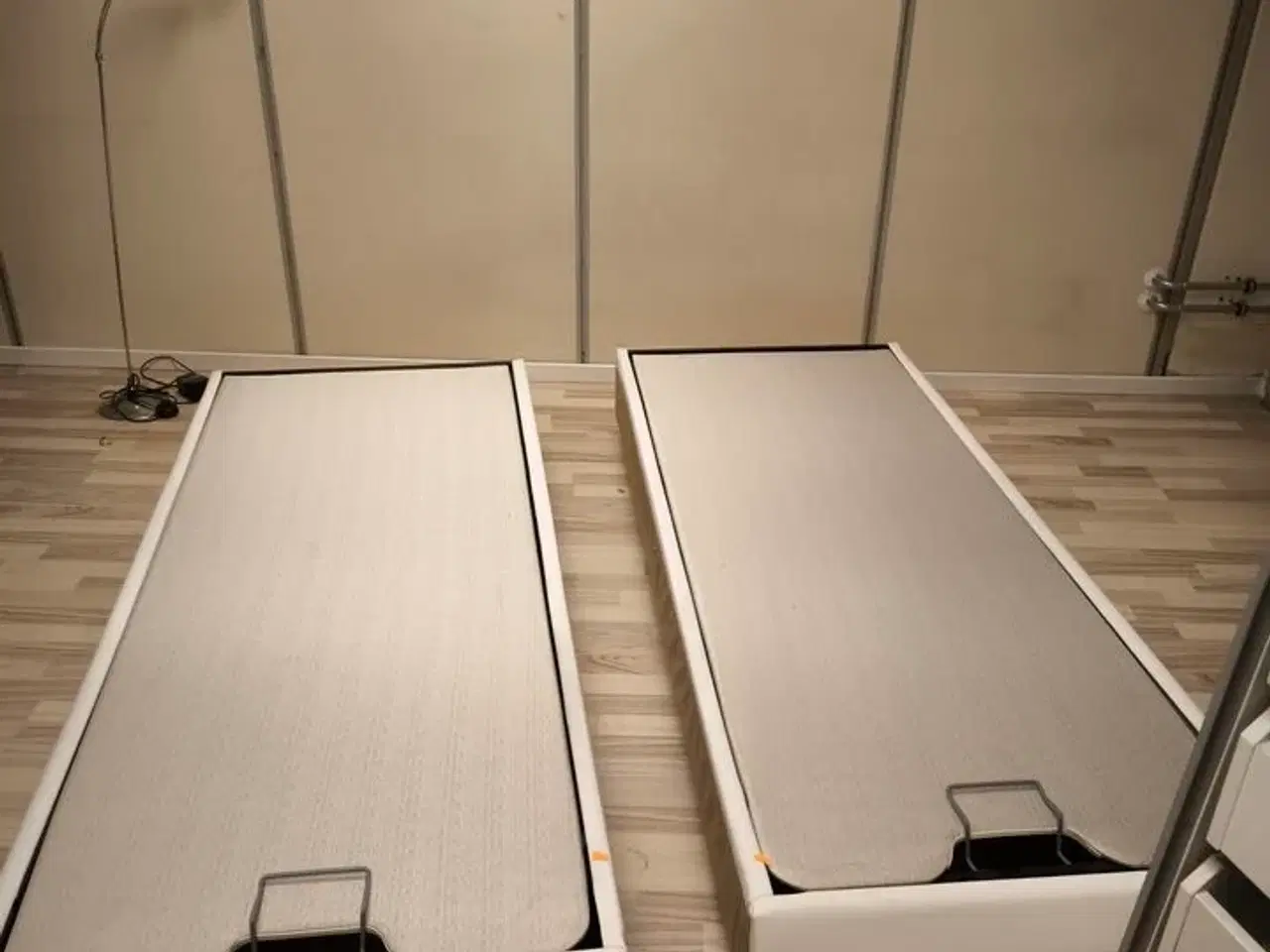 Billede 1 - Seng 140x200