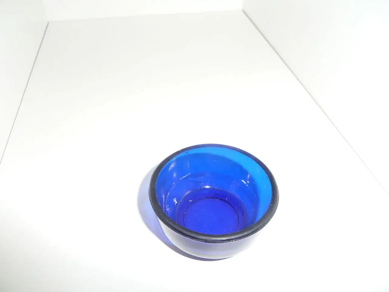Billede 2 - lille blå skål eller saltkar
