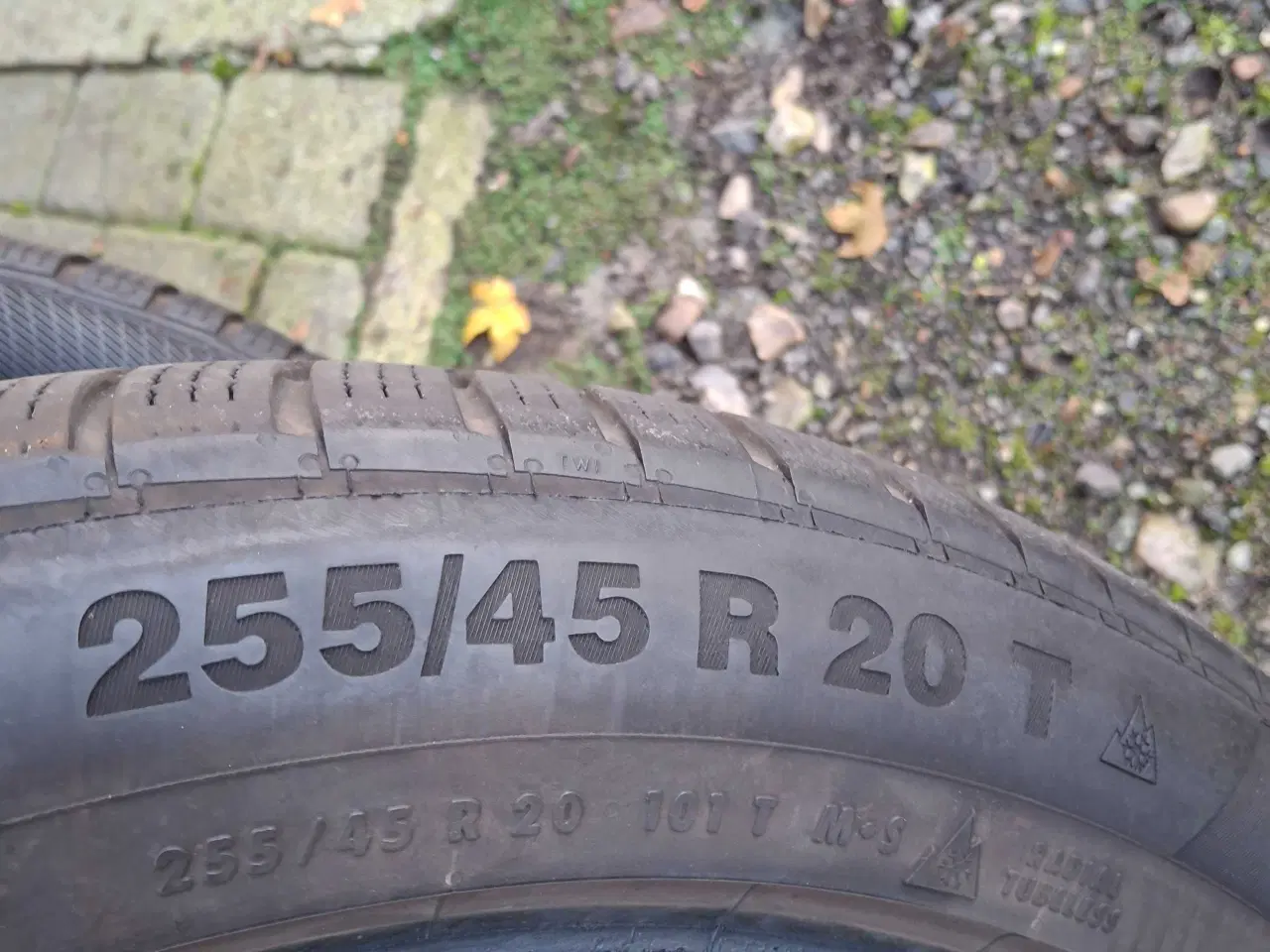 Billede 3 - 2stk 255/45-2stk 235/50