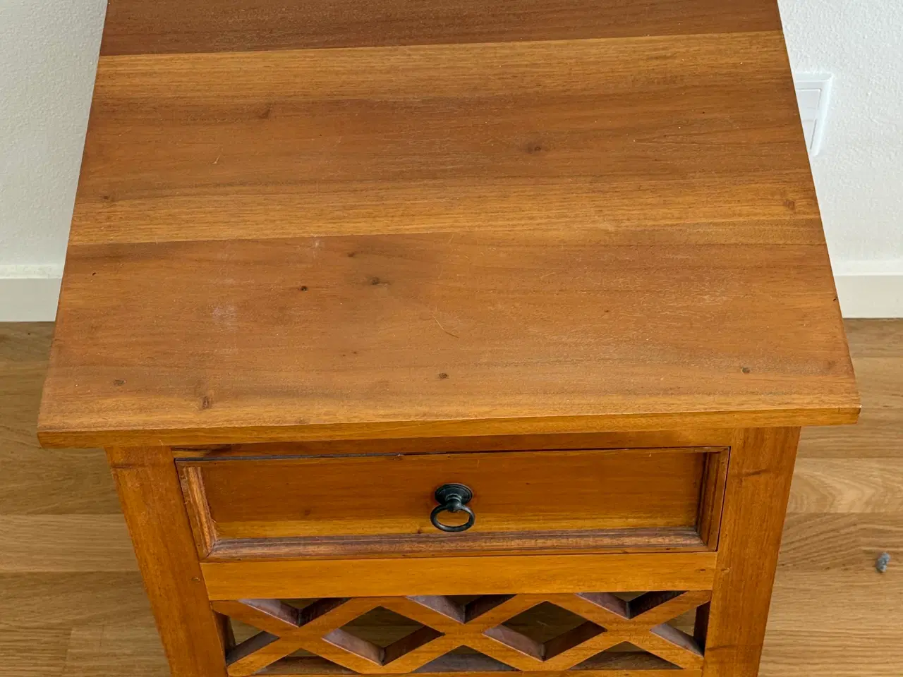 Billede 3 - Pænt Vintage side/sengebord