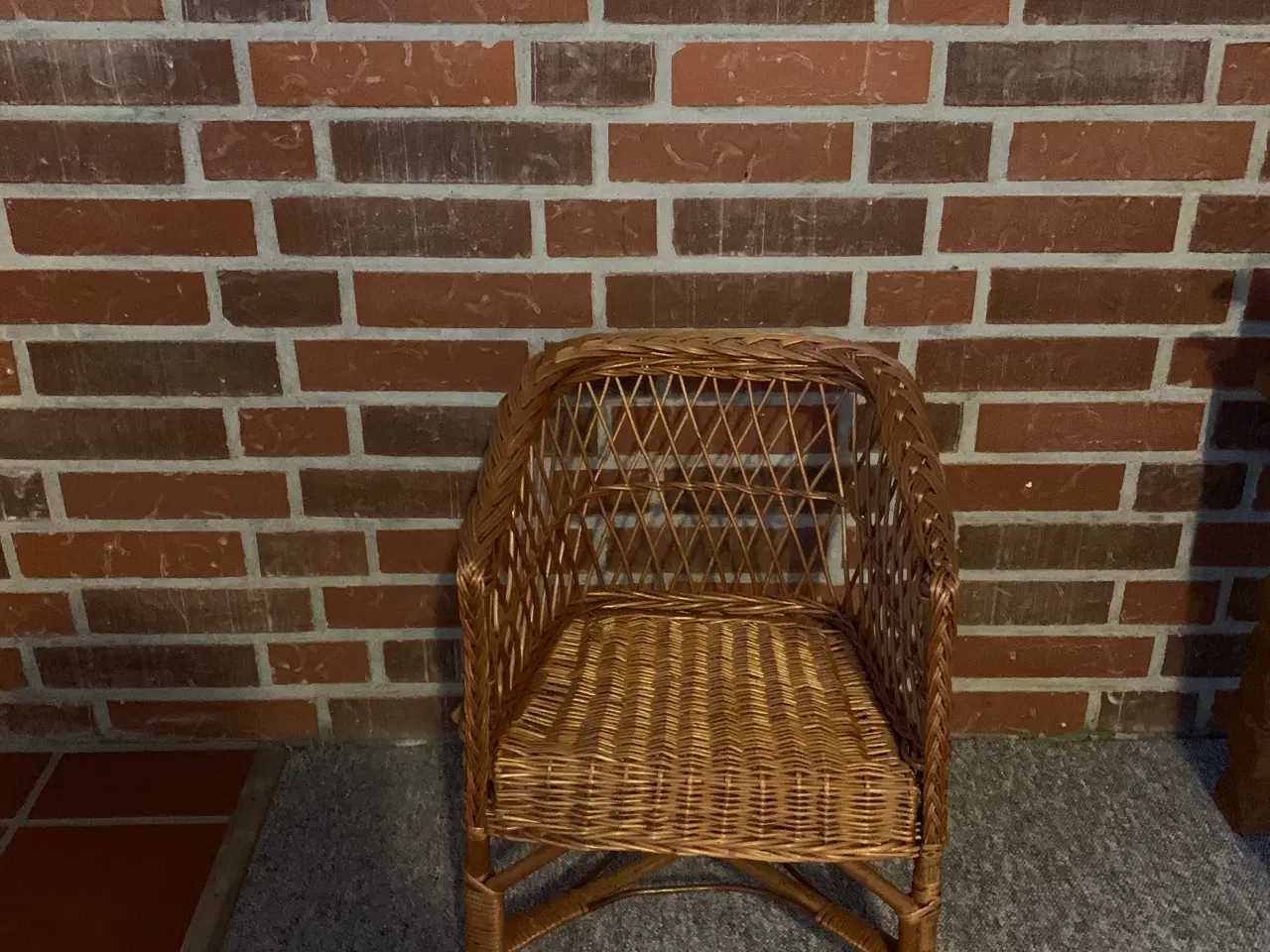 Billede 1 - Fin barne kurvestol sælges grundet flytning