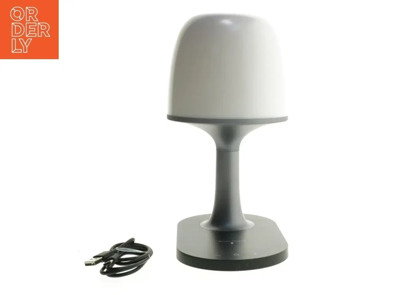 Billede 2 - Bordlampe med trådløs opladning fra Hi5 (str. 24x20 cm)