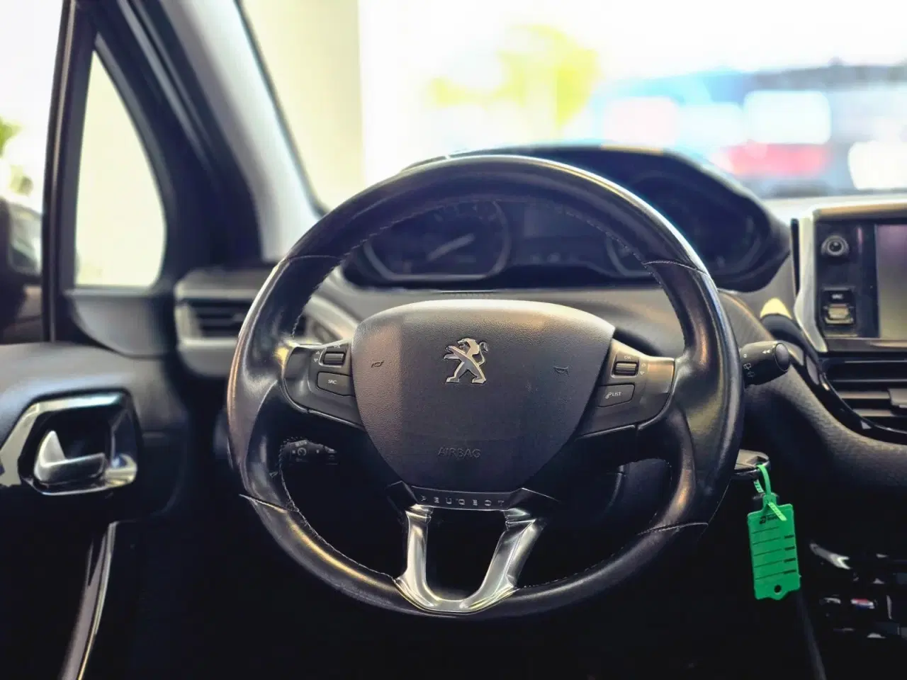 Billede 6 - Peugeot 208 1,2 VTi 82 Selection Sky