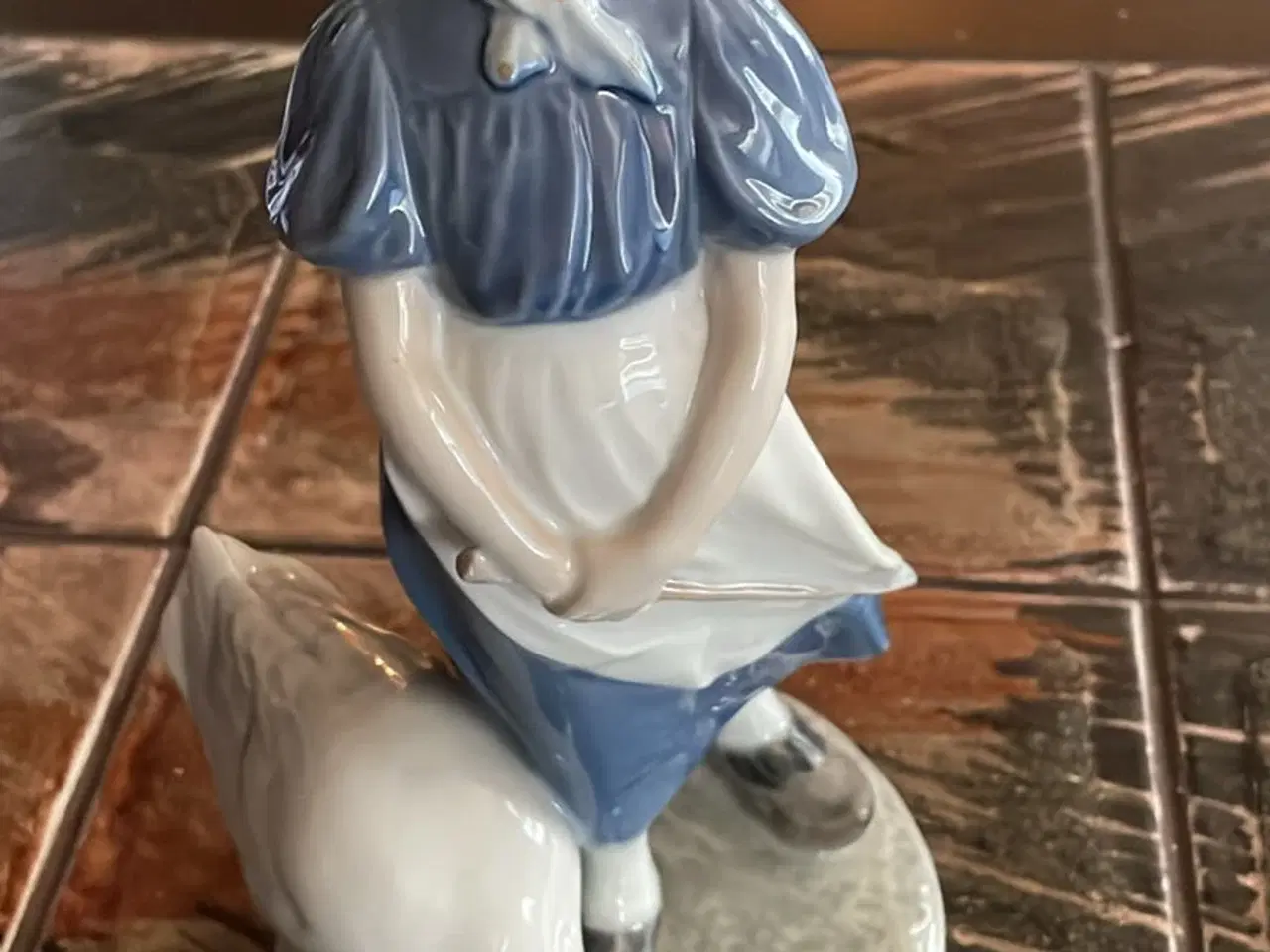 Billede 12 - Royal Copenhagen figure