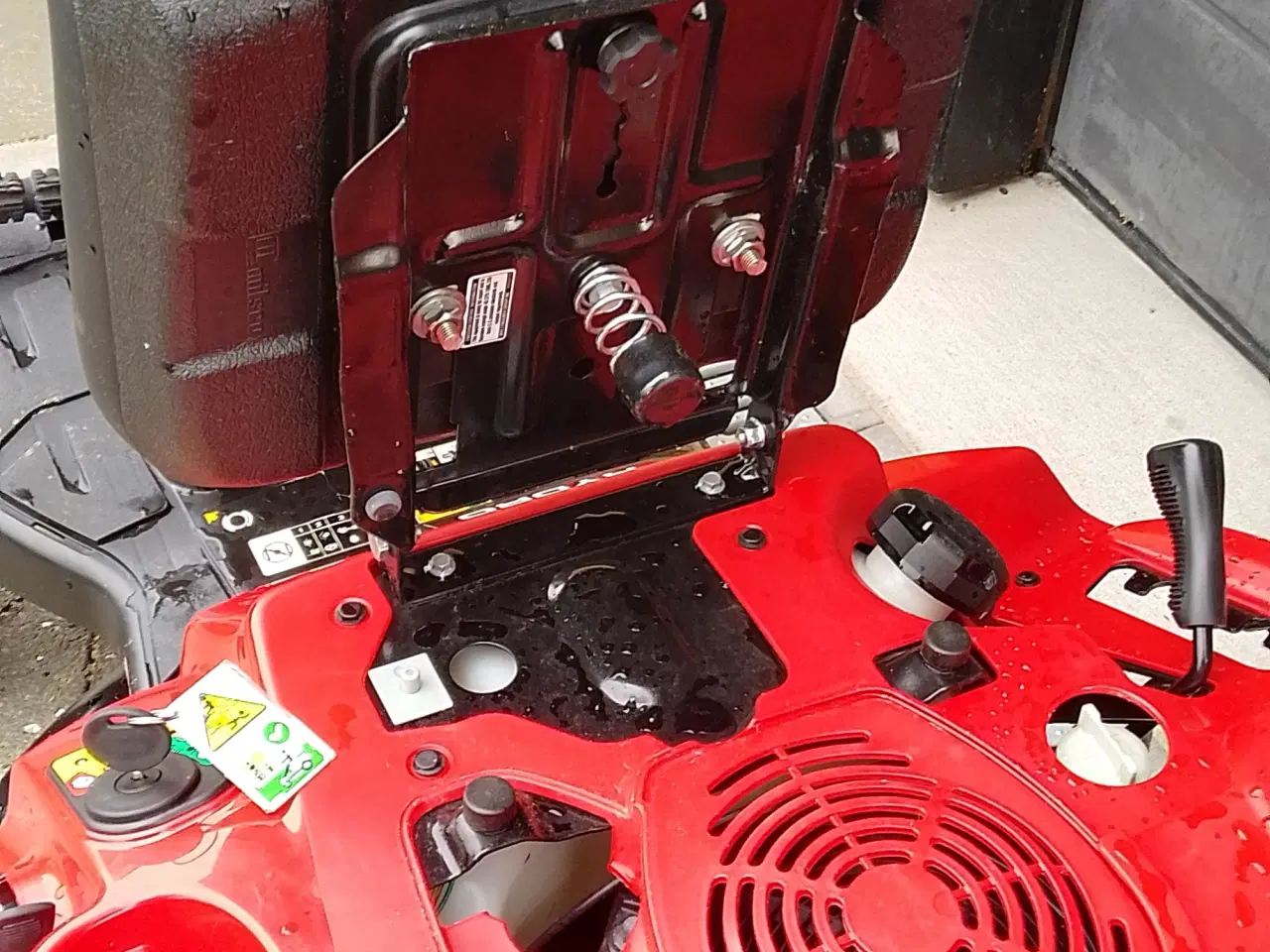Billede 3 - MTD Plænetraktor 2år gl.