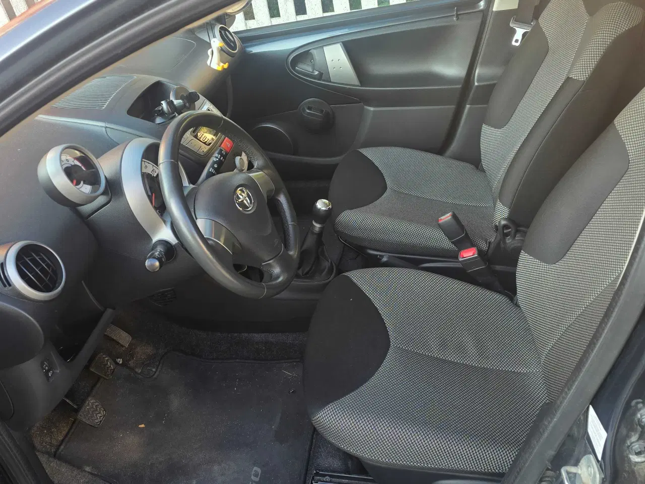 Billede 5 - Toyota Aygo med utrolig lav km stand