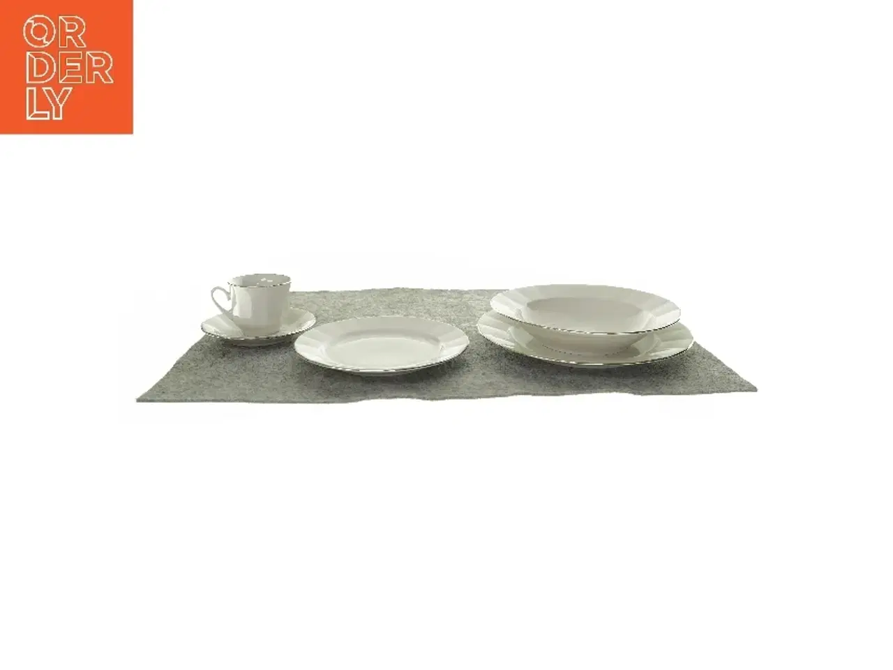 Billede 1 - Stort porcelænsstel