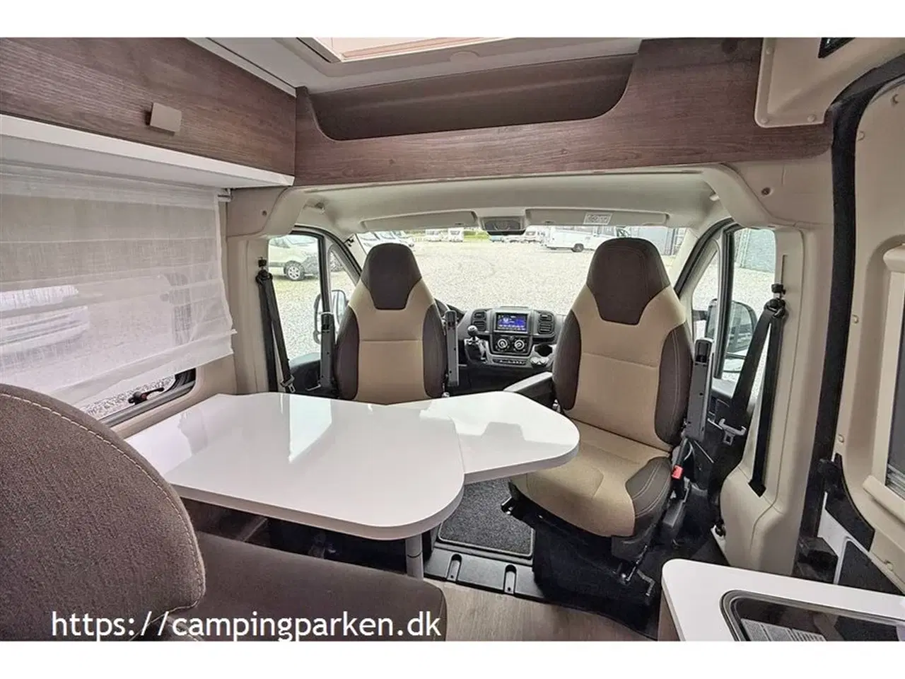 Billede 4 - 2024 - Benimar Benivan 161 ES   Kort van med enkeltsenge under 6 meter