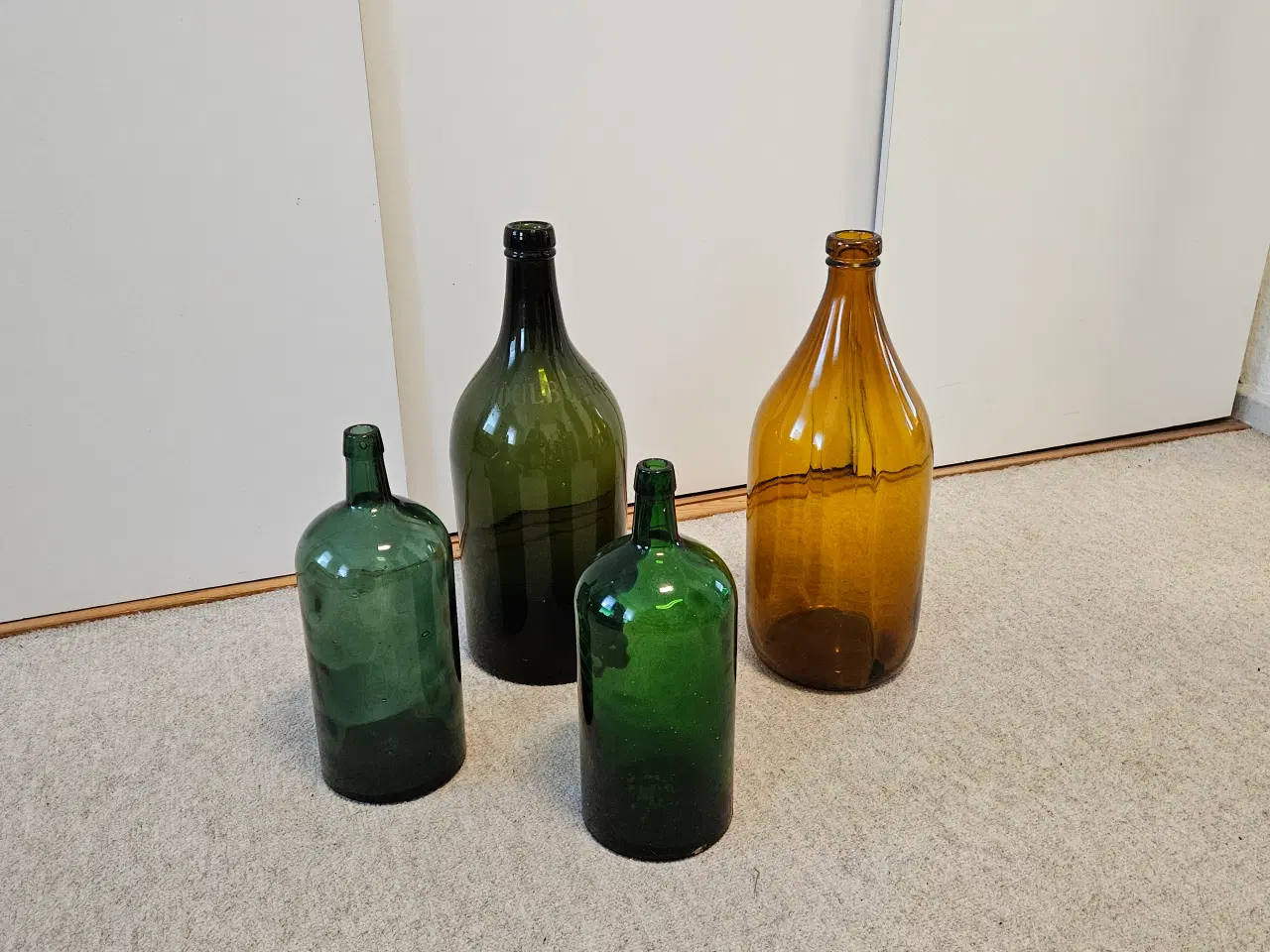 Billede 1 - Flasker - øl. Antik. 2 x 5 liter og 2 x 2.5 liter