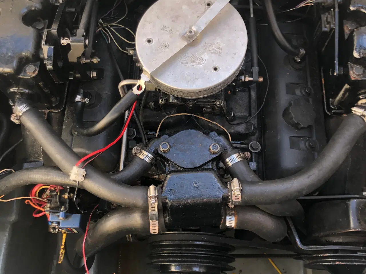 Billede 1 - Mercruiser motor reservedele.