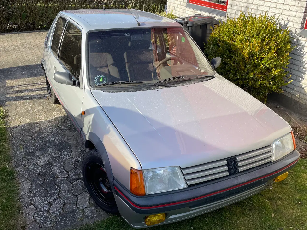 Billede 1 - Peugeot 205 1,6 GTI