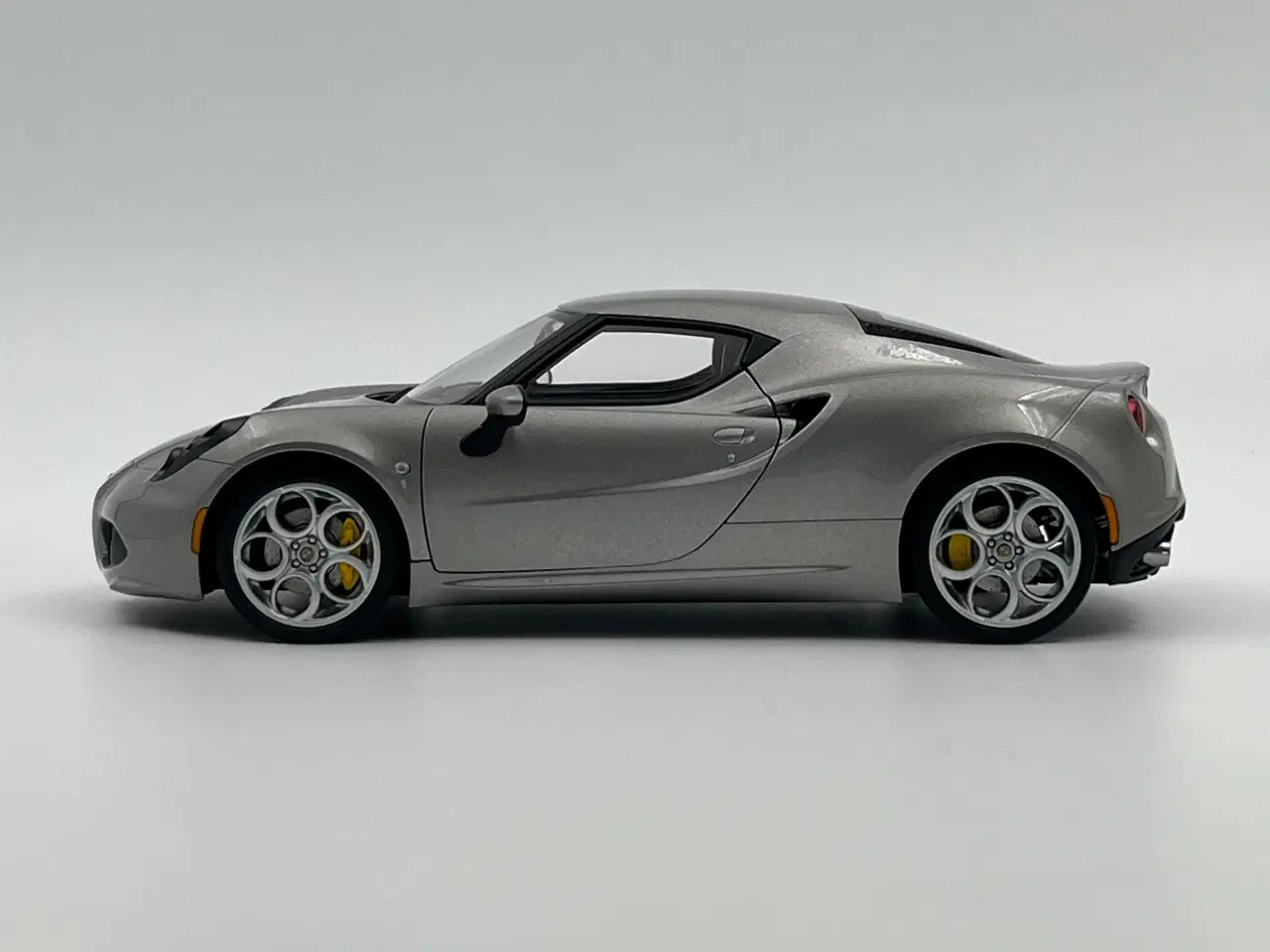 Billede 3 - 2013 Alfa Romeo 4C Coupe - AUTOart - 1:18