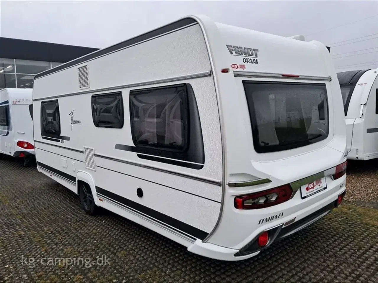 Billede 3 - 2019 - Fendt Tendenza 515 SG   Kvalitetsvogn indrettet med enkeltsenge og sengeudtræk samt THULE 6300 markise, TRUMA XT mover, TRUMA Aircon