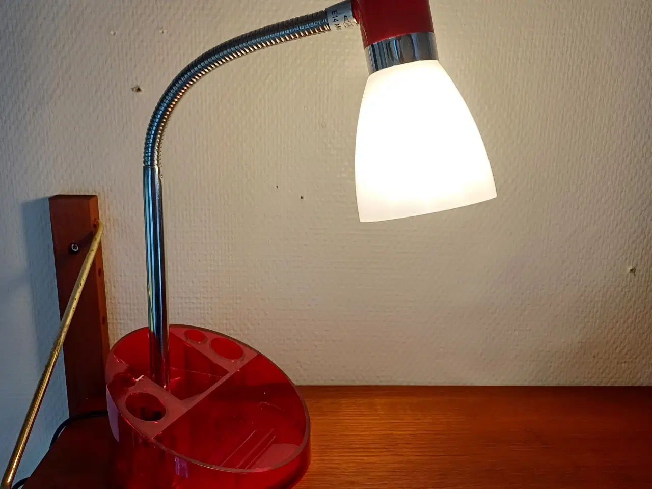 Billede 3 - 100 procent retro bordlampe. 