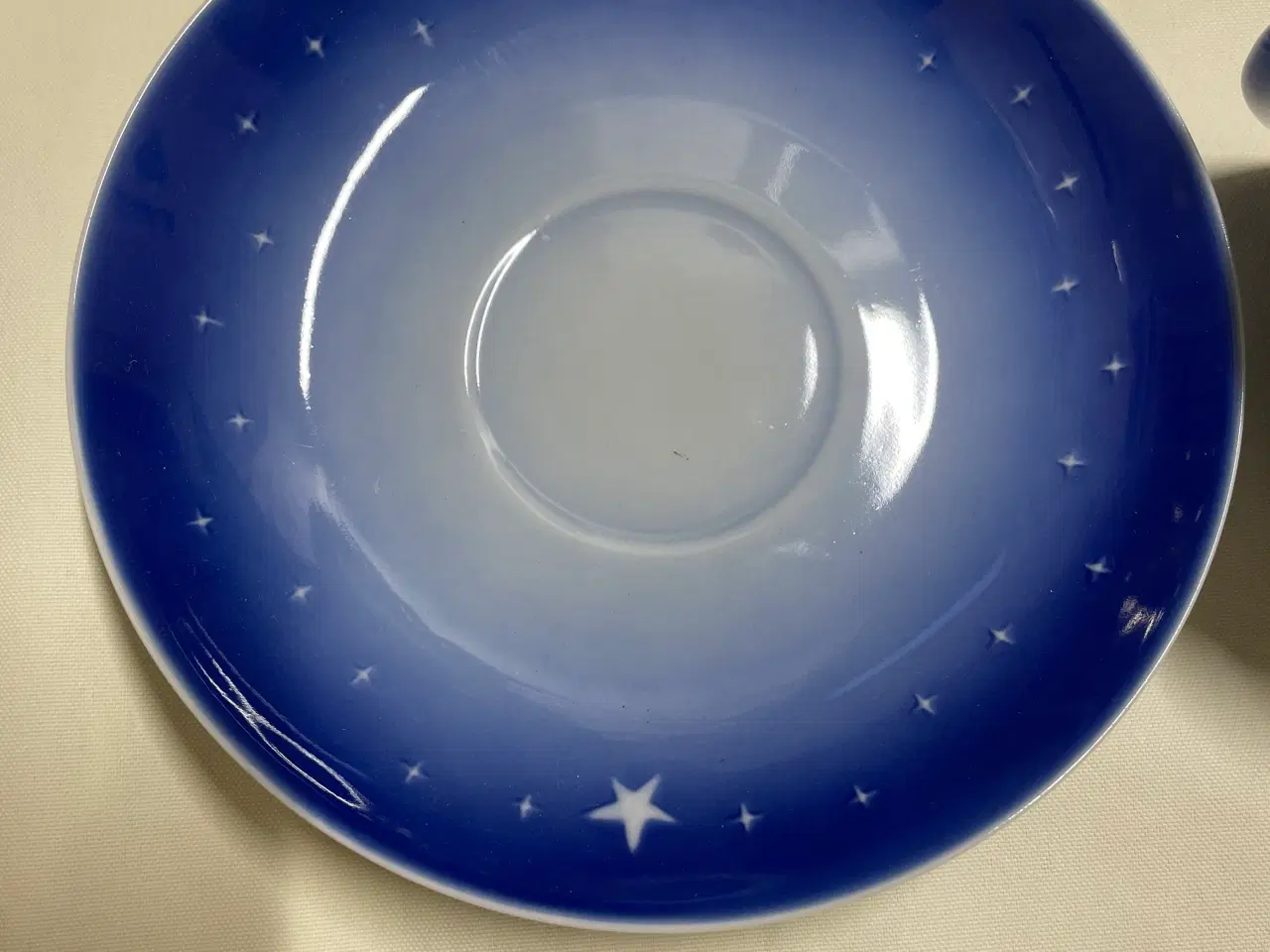 Billede 2 - HC Andersen Desiree julekop med underkop