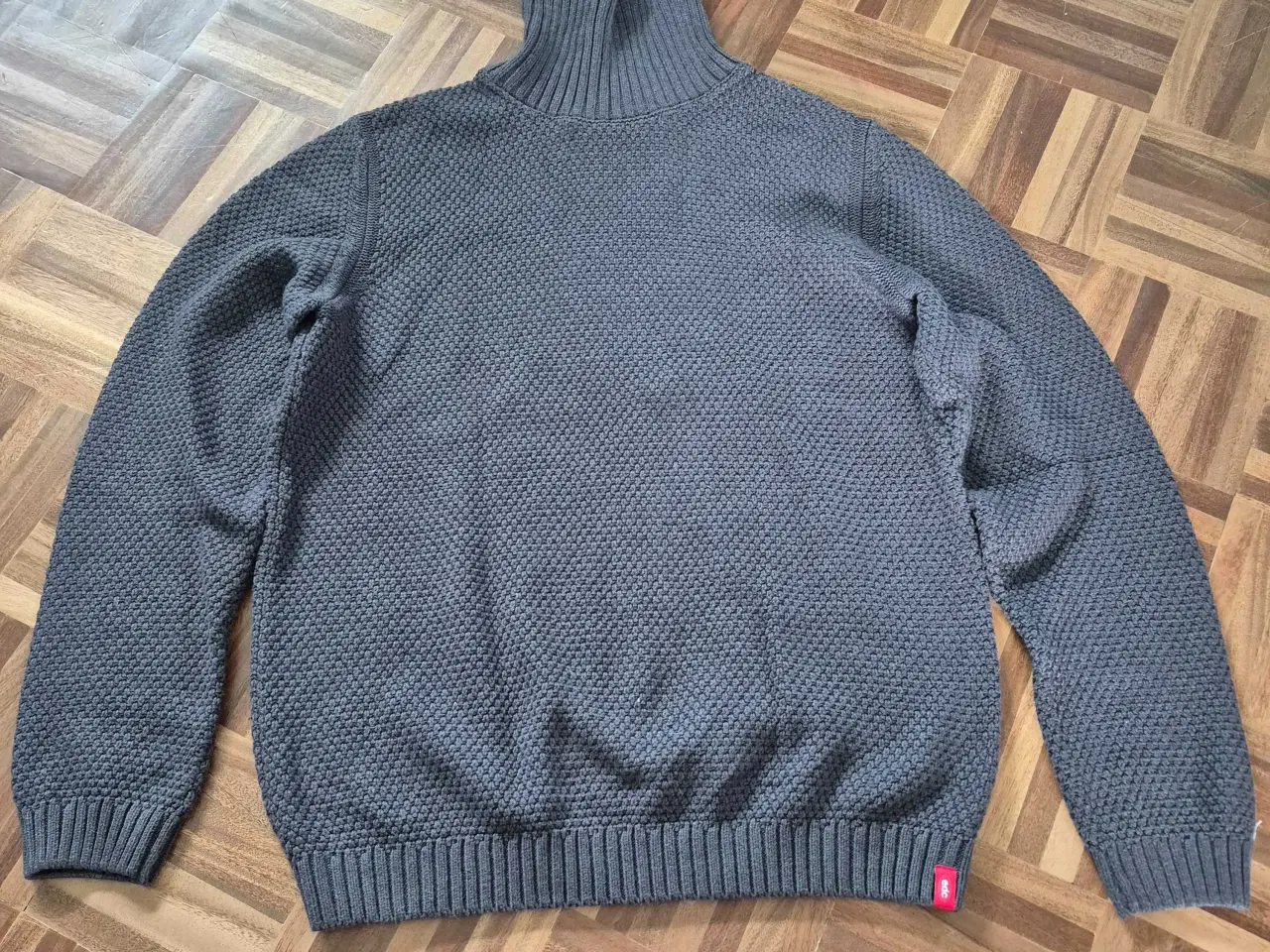 Billede 1 - Rullekrave bluse str m