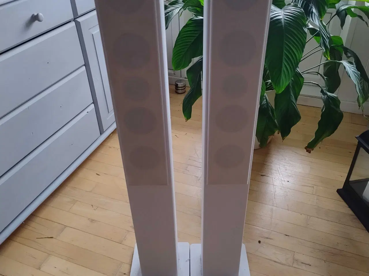 Billede 1 - To næsten nye højttalere 