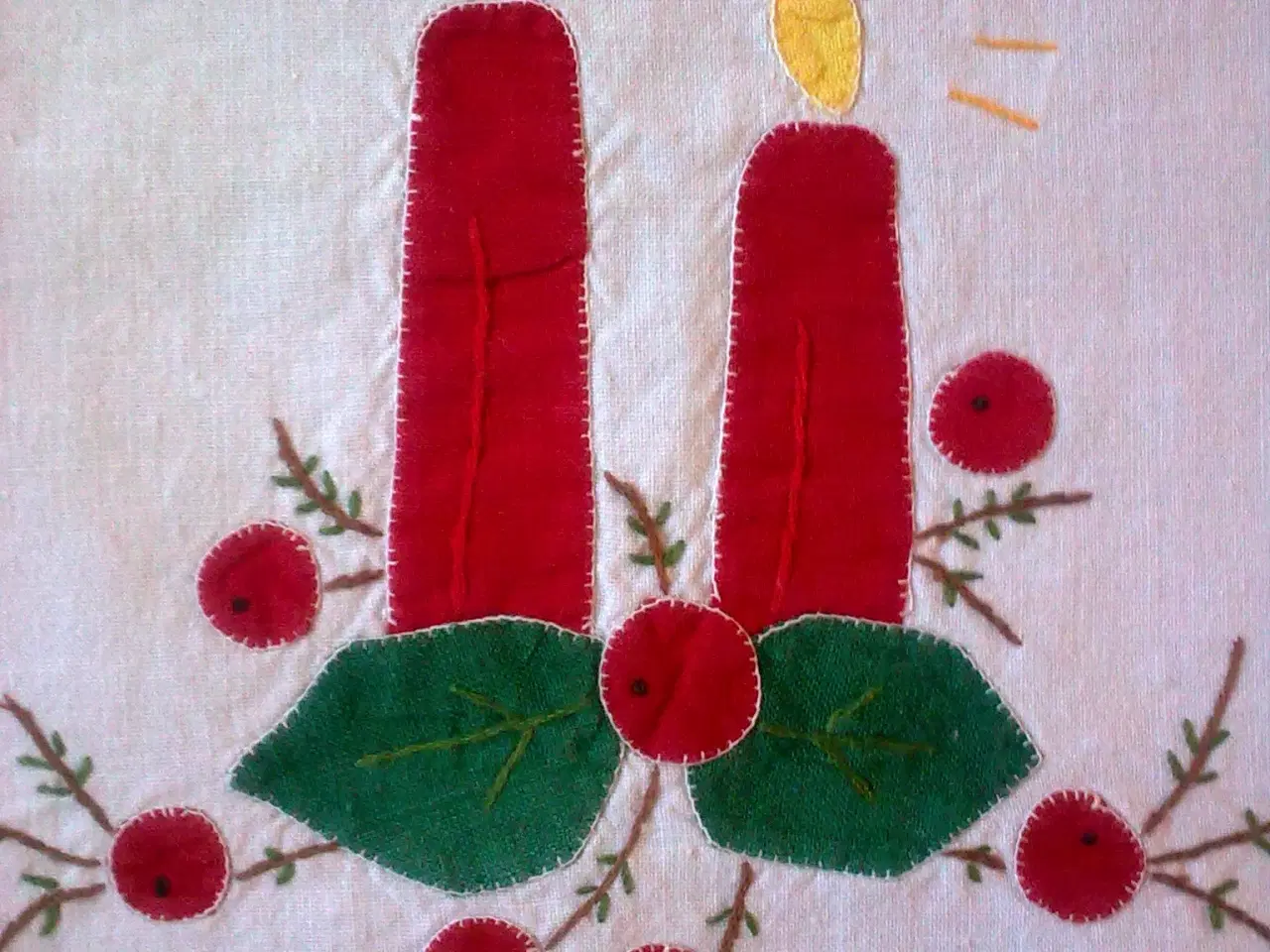 Billede 9 - Husflid patchwork julet dug løber og dækserviet