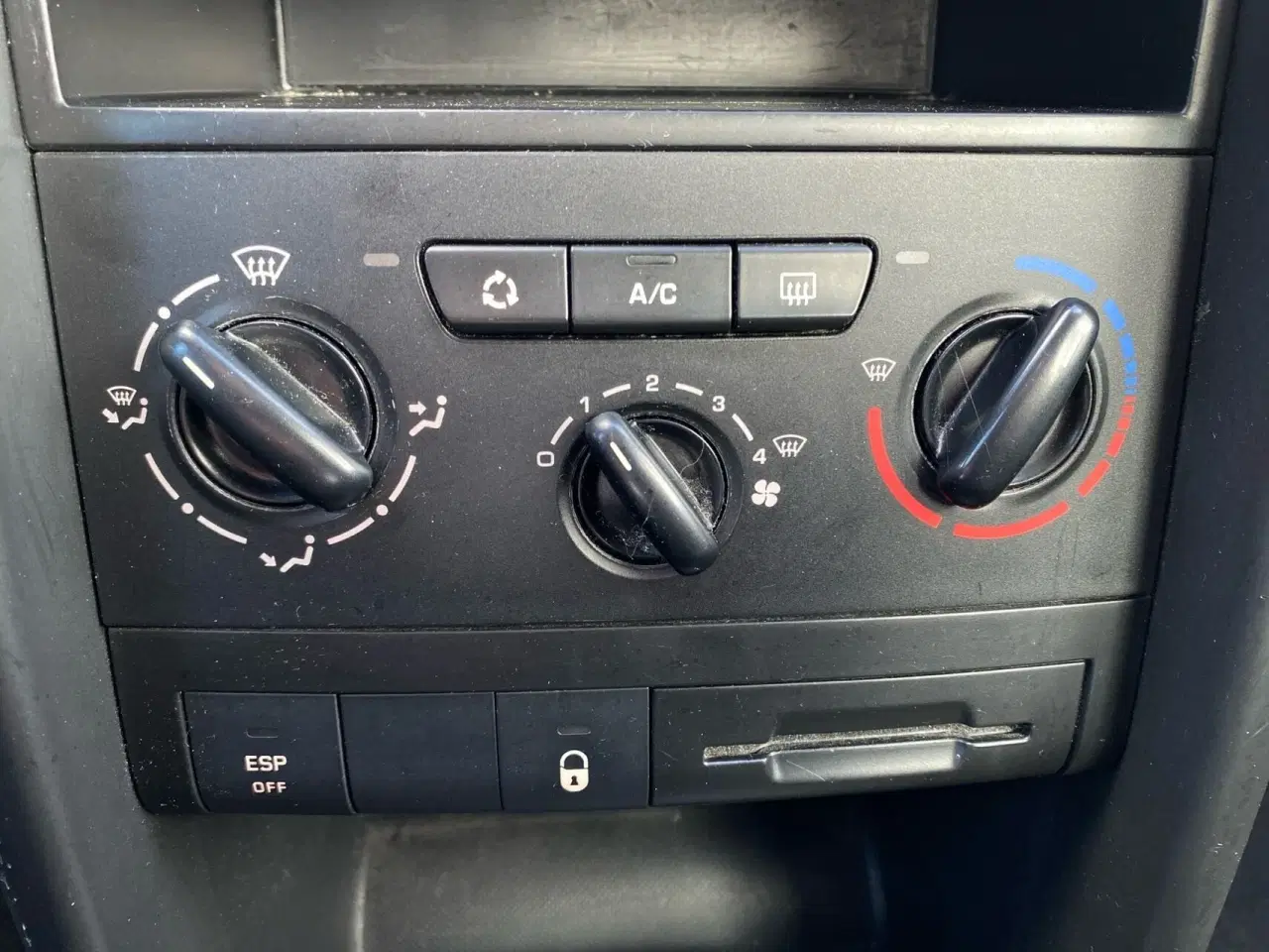 Billede 14 - Peugeot 207 1,6 HDI XR Plus 90HK 5d