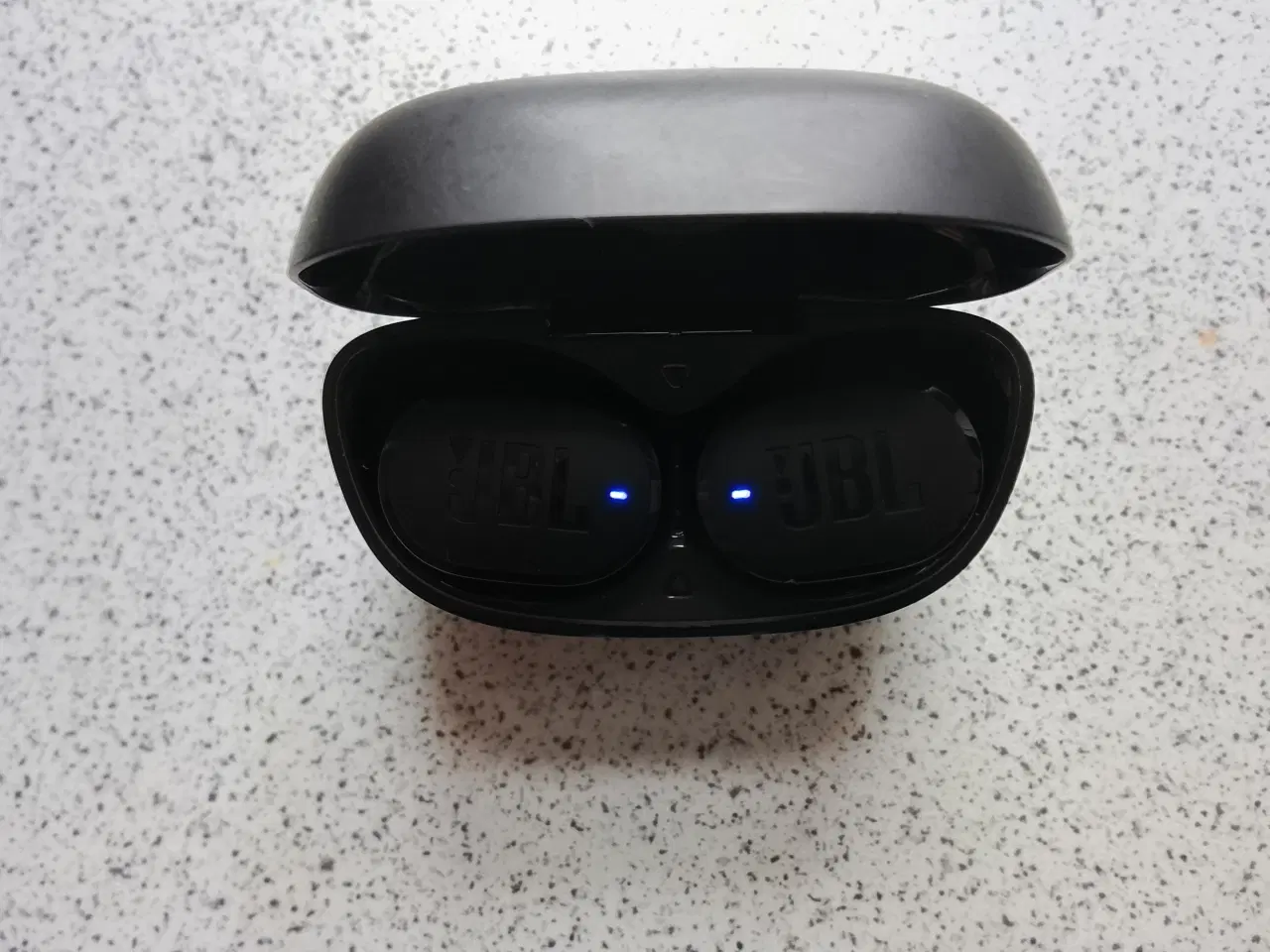 Billede 2 - JBL TUNE Buds Trådløs TWS earbuds Sort