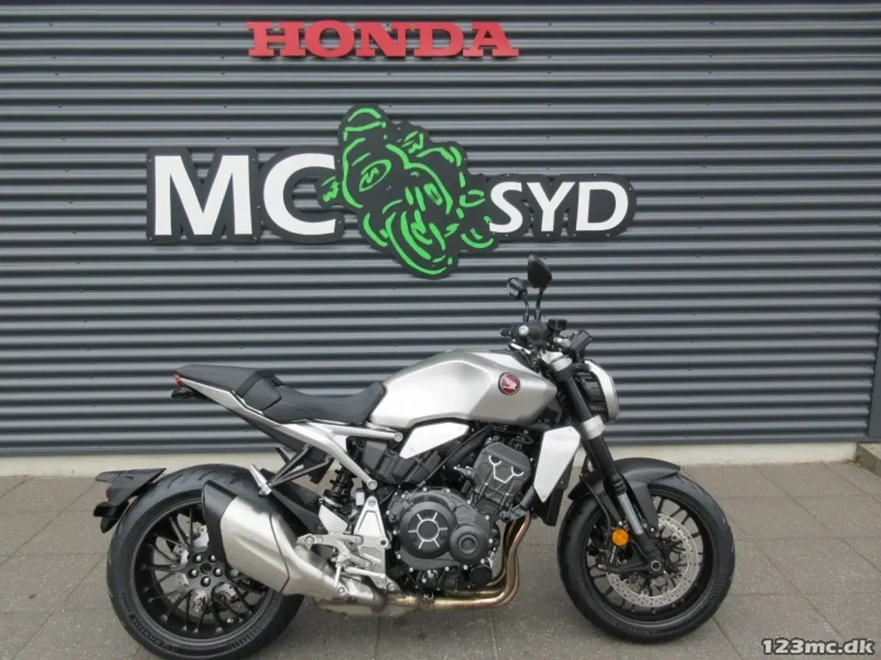 Billede 1 - Honda CB 1000 R MC-SYD BYTTER GERNE  5 ÅRS FABRIKS GARANTI