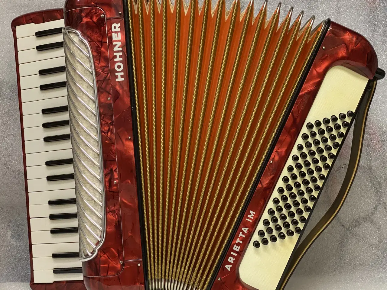 Billede 9 - Hohner Arietta IM , let og velspillende! Kun 6 kg