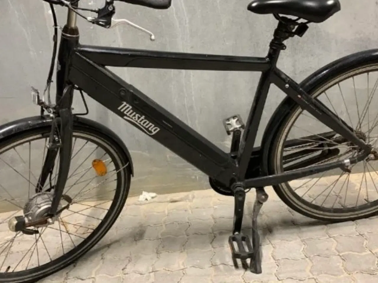 Billede 2 - El-cykel med batteri og nøgler 