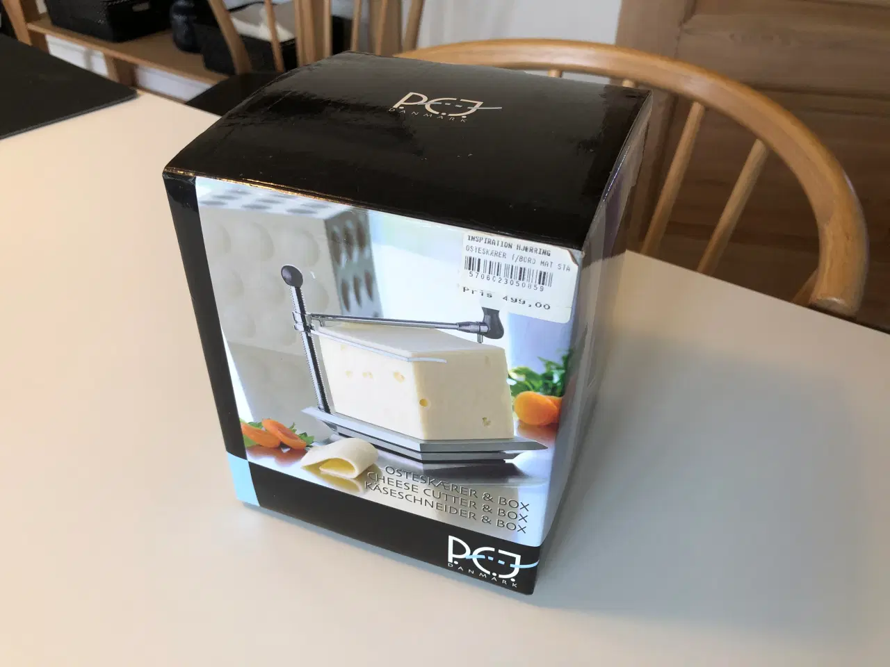 Billede 1 - Helt ny PEJ Osteskærer med beige/brunt låg