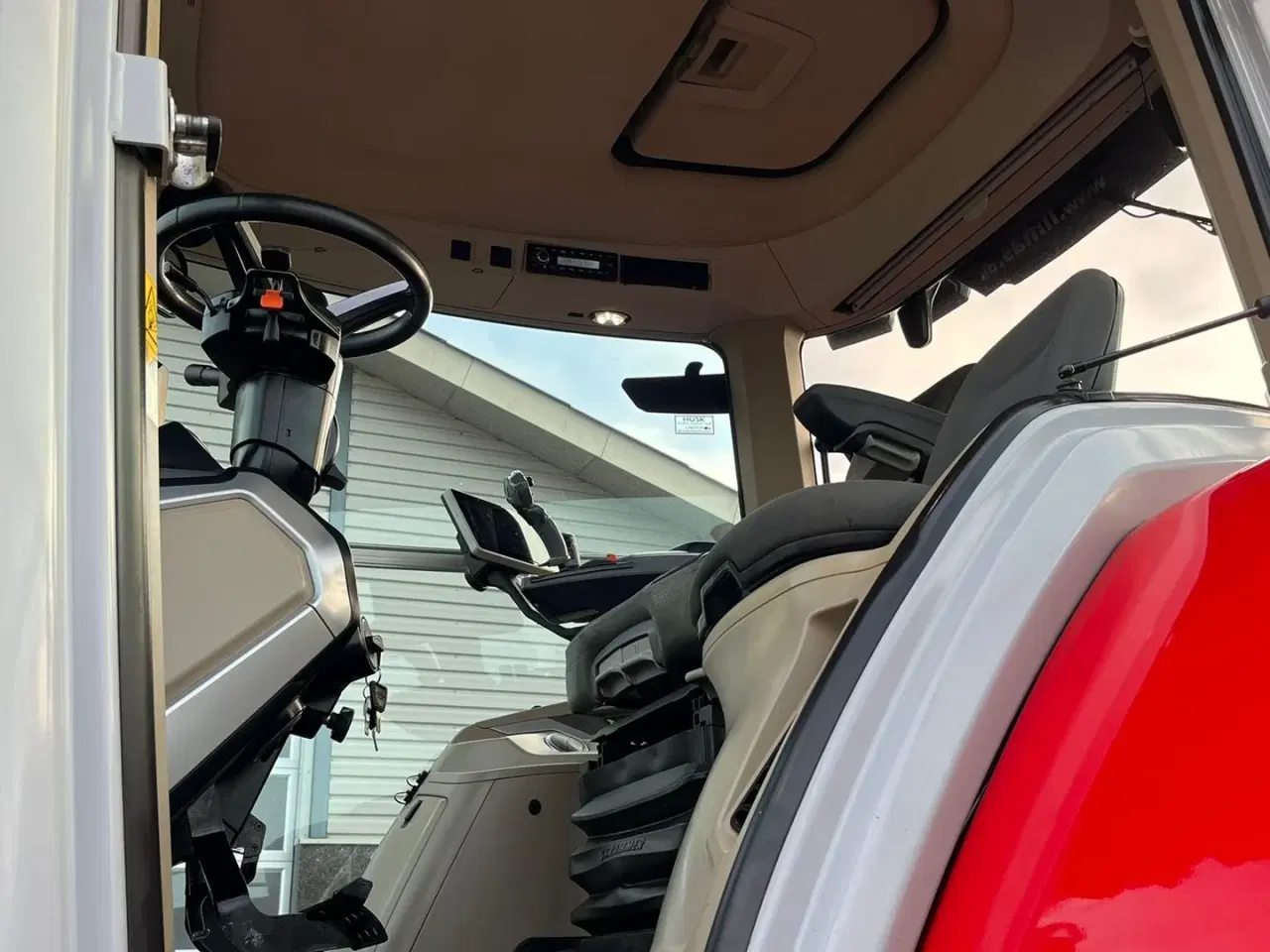 Billede 7 - Massey Ferguson 8S.245 Med stor frontlæsser. Dyna 7 Efficient. Kan leveres med GPS anlæg på.