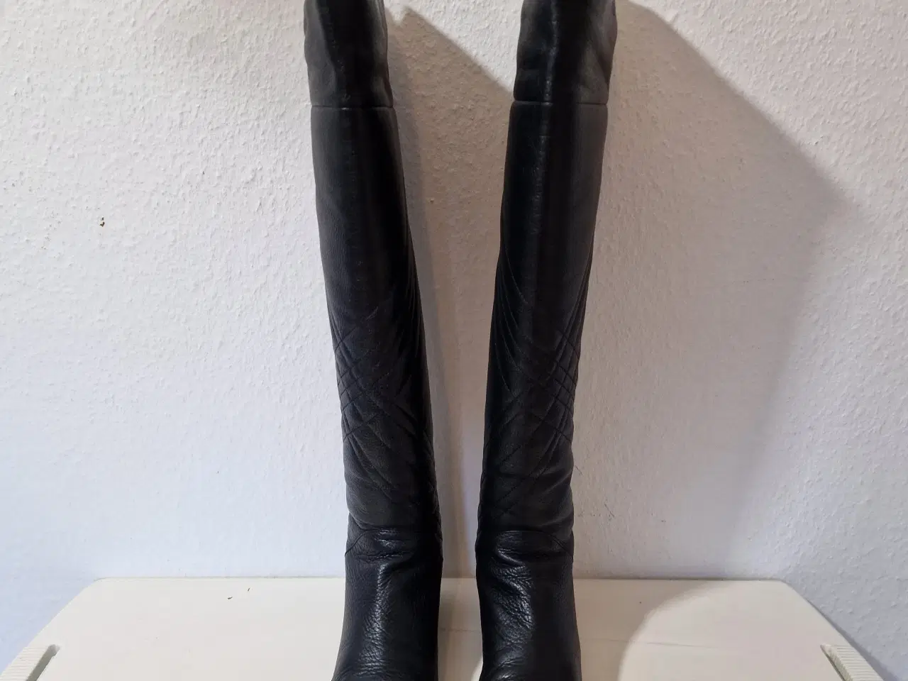 Billede 2 - Billi bi støvler.