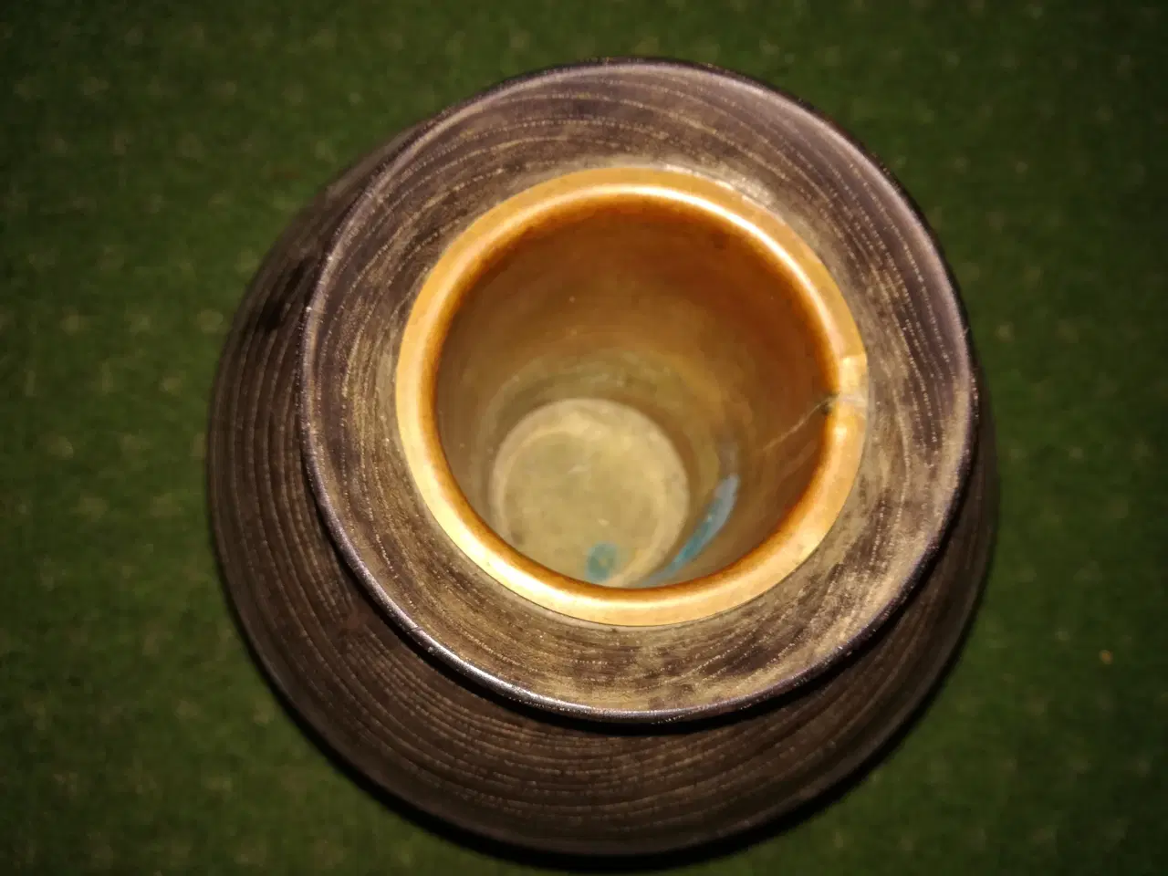 Billede 3 - Blomstervase i træ med kobberkop