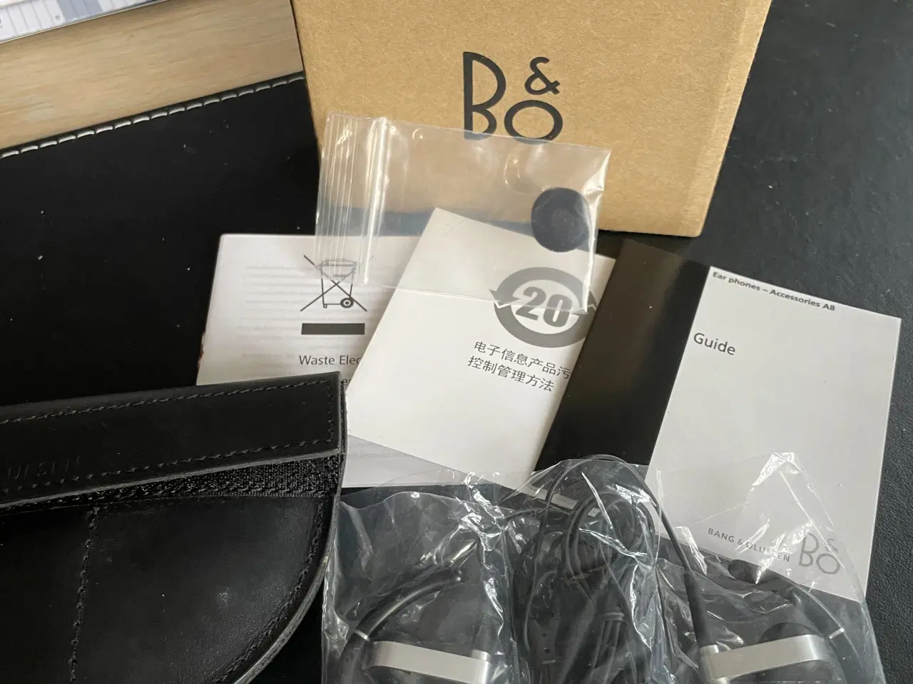 Billede 2 - B&O A8 høretelefoner.