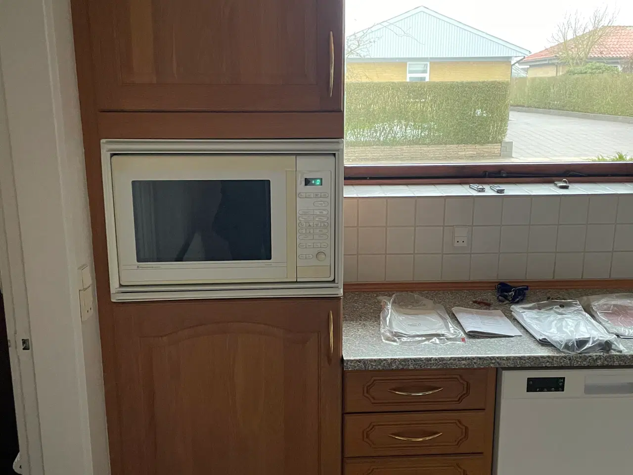 Billede 2 - Invita-køkken med fyldningslåger – klar til afhent