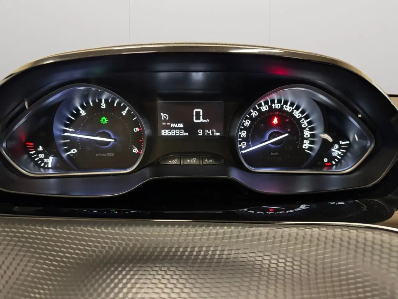 Billede 7 - Peugeot 208 1,6 BlueHDi 100 Allure Sky