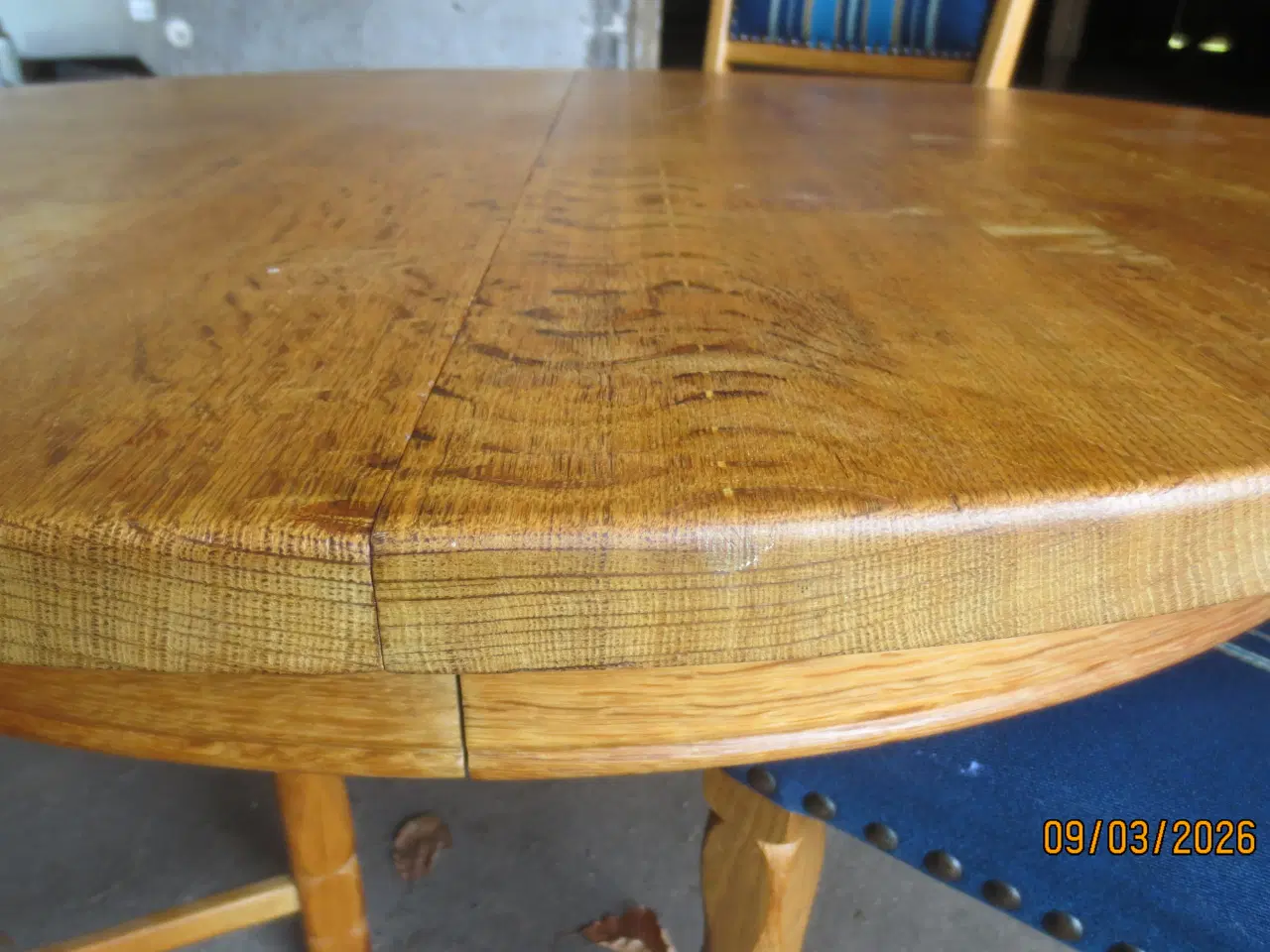 Billede 7 - 1 stk Rund Egetræs Spisebord med 3 plader