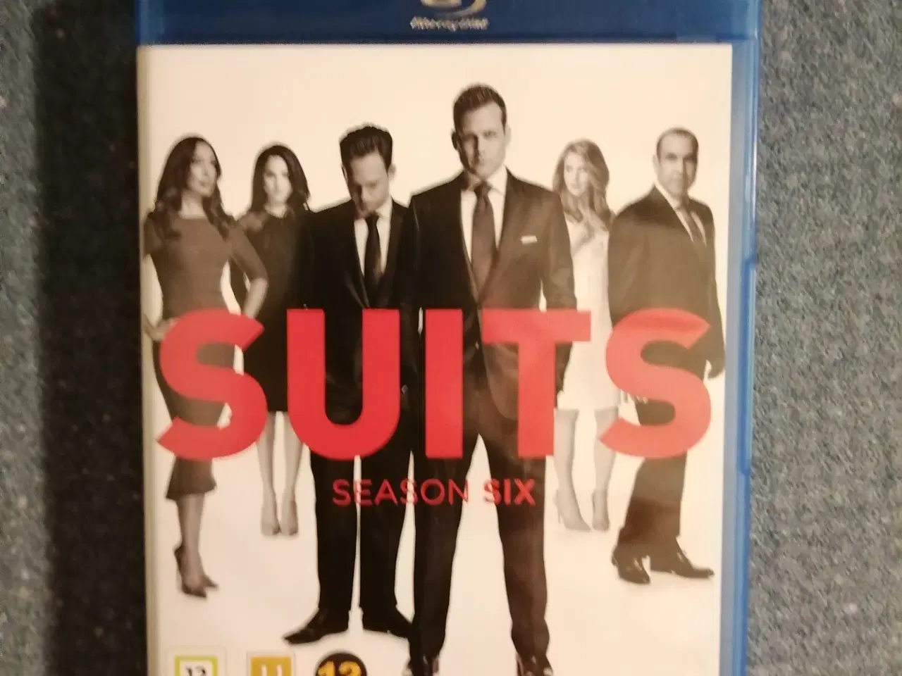 Billede 4 - Suits Sæsoner