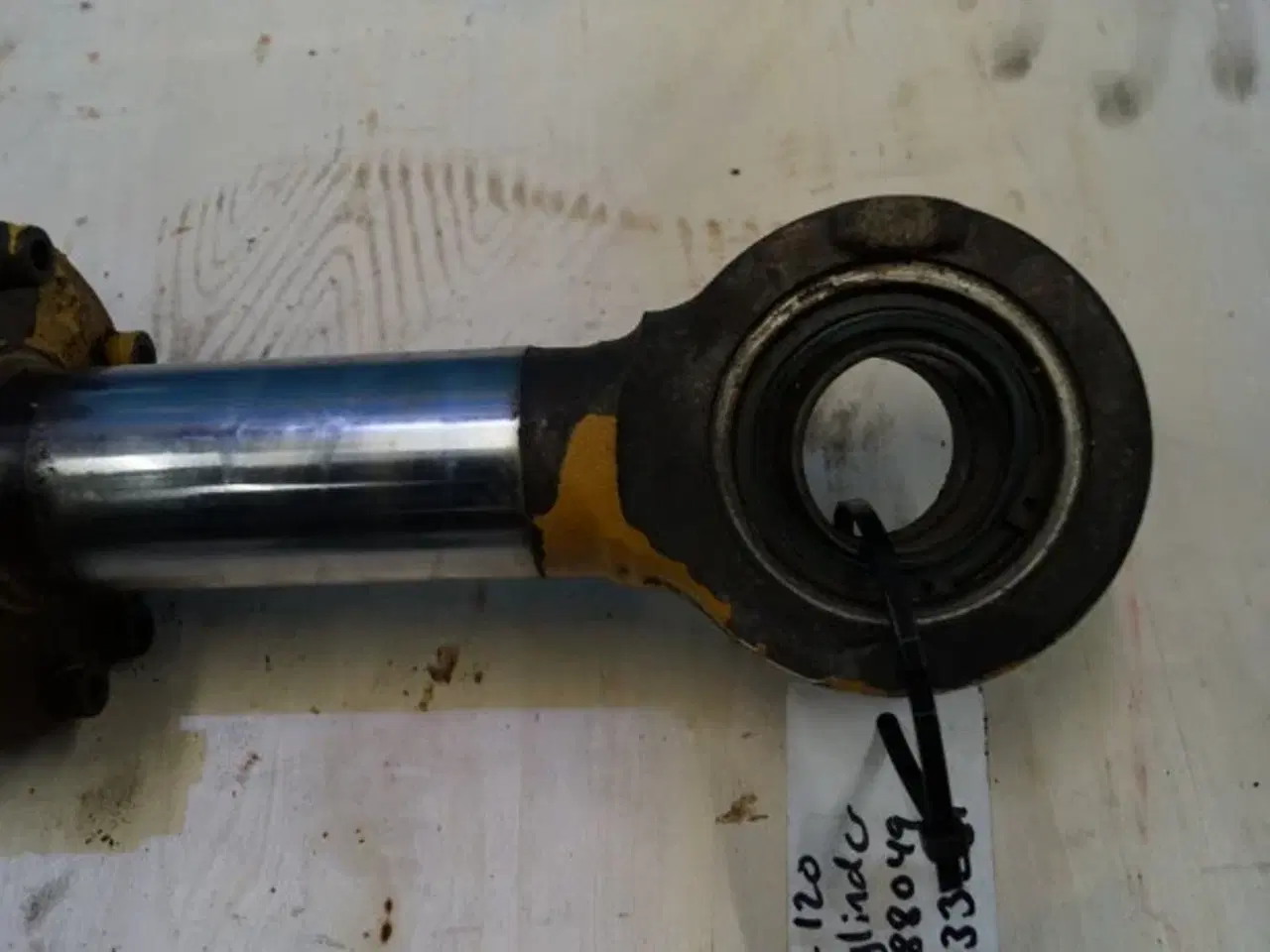 Billede 10 - Volvo L120 Styrecylinder H. VOE11088049