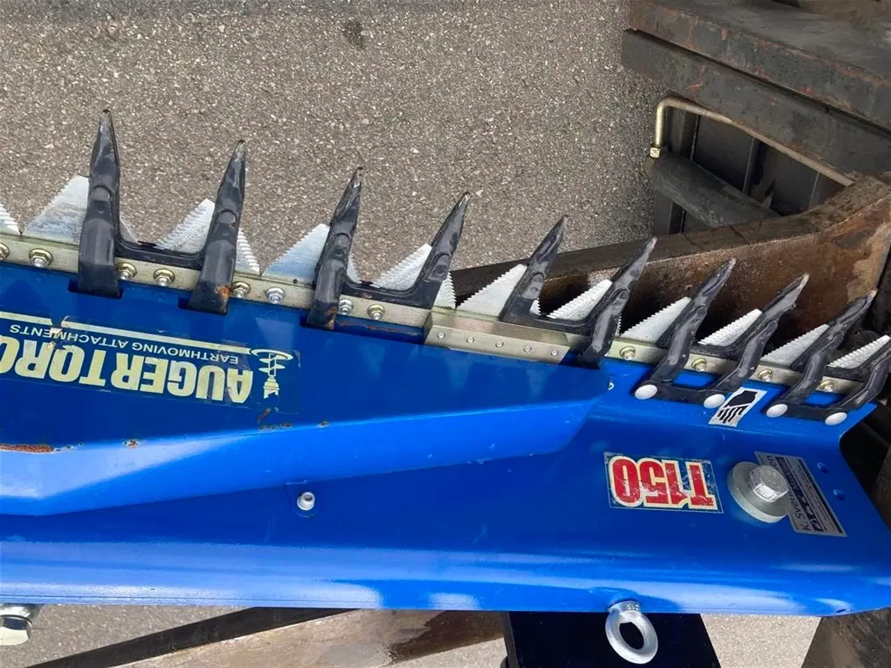 Billede 12 - Auger Torque T 150 Monteret med ophæng der passer på Hydrema skift