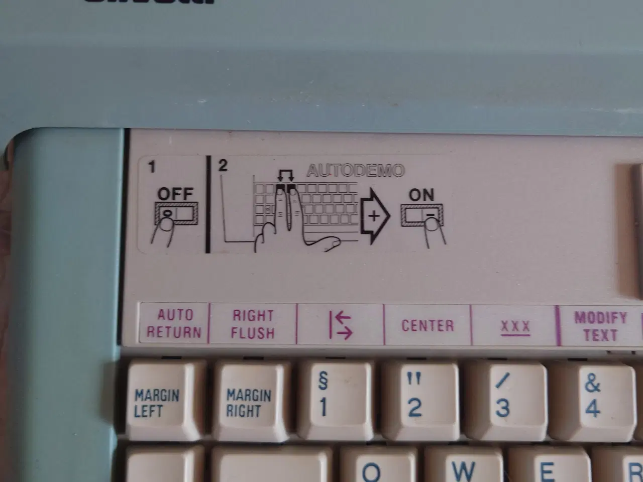 Billede 5 - Olivetti Danmark 2000 skrivemaskine 