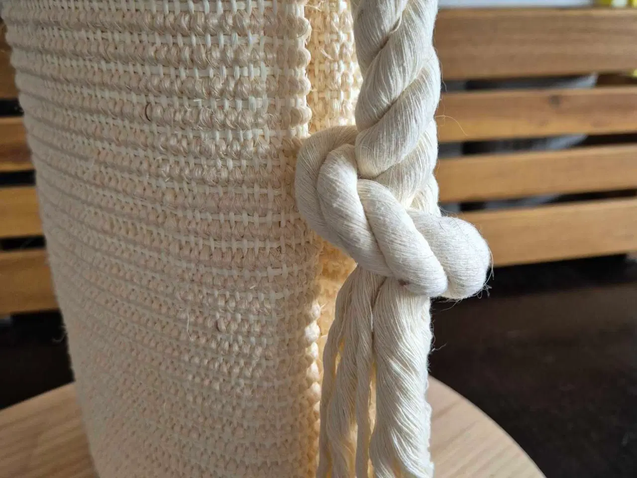 Billede 1 - Kradsetræ i fin stand 