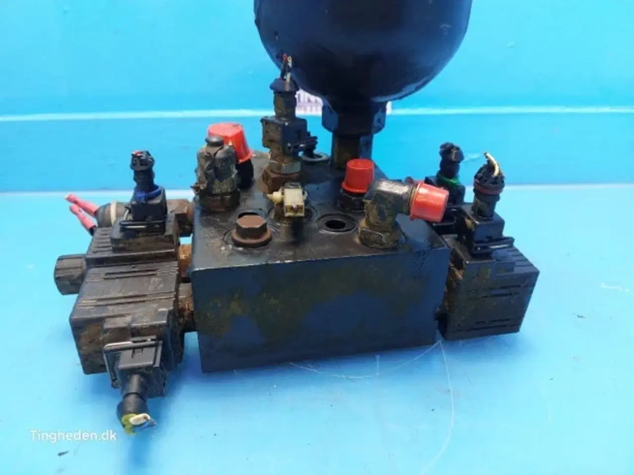 Billede 13 - Valmet 8050 Hydraulikventil 33010630