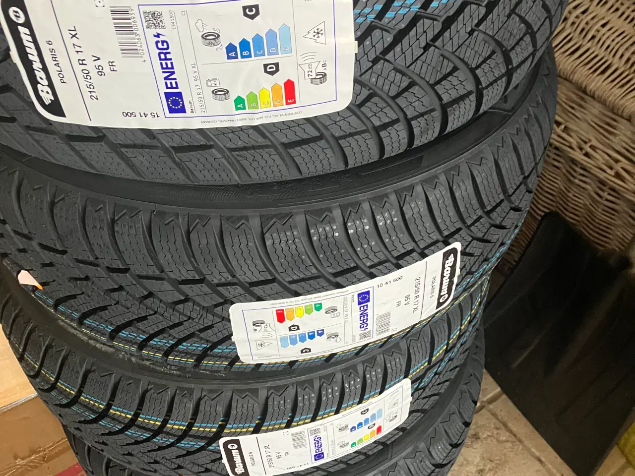 Billede 2 - NYE Barum vinterdæk 215/50X17
