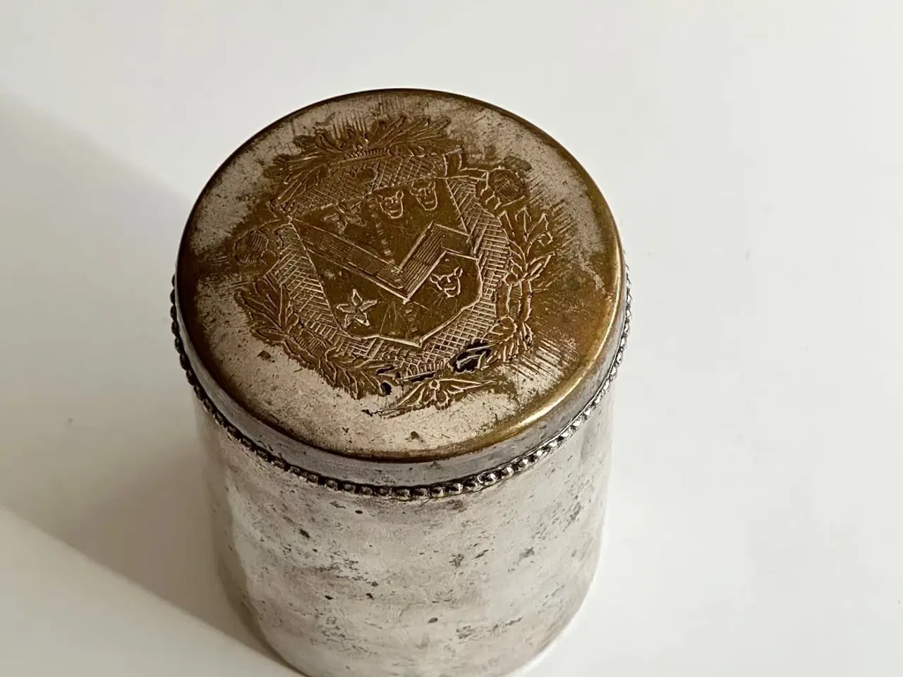 Billede 2 - Patineret dåse, pletsølv