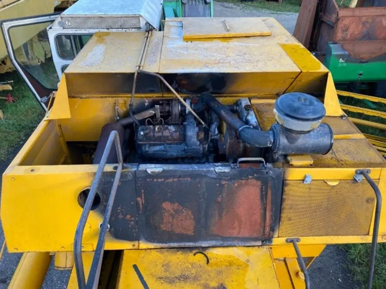 Billede 7 - Sampo 690 (Brandskadet)